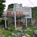 Quay Bar Cafe-Phong Superior-Phong Suite-Phong Standard-Đơn-Phong Standard-Phòng Deluxe-Nhà Ăn - Khách sạn Hùng Long Cát Bà